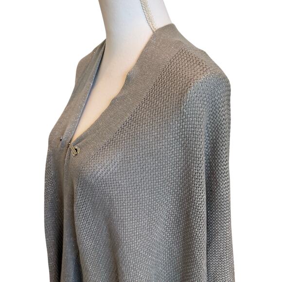 Calvin Klein Poncho Sweater Cape One Size Taupe Gray Metal Clasp Open Knit - Picture 5 of 8